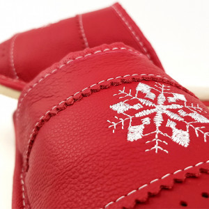 Papuci de Casa Dama Imblaniti cu Lana de Oaie Model 'Winter Joy'