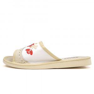 Papuci de casă dama din piele naturală, model Mesopotamia Light, culoare crem, cu talpă moale de 2 cm în zona călcâiului..