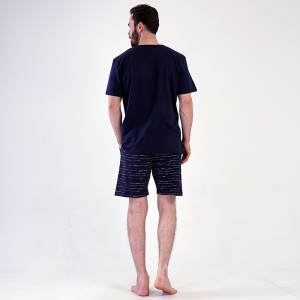Pijamale Barbati cu Pantalon Scurt Vienetta|MAN Model 'Surf and Fun'. Prezentare pijama din spate.