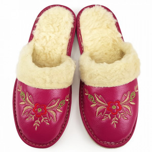 Papuci de Casa Dama Imblaniti cu Lana de Oaie Model 'Akna Rogue' Lilac Winter