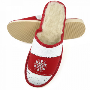 Papuci de Casa din Piele Imblaniti cu  Lana Model 'Snow in December', Culoare Rosu