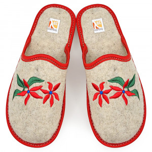Universal Cloth Slippers 'Heritage Petals' Red Bosaco®