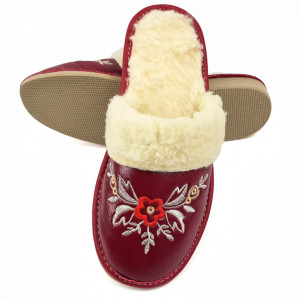Papuci de Casa Dama Imblaniti cu Lana de Oaie Model  'Akna Rogue' Winter
