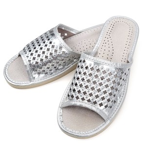 Papuci de casă dama Model 'Summer Circles' Silver - Culoare albă, decupaje circulare, design elegant, confort maxim.
