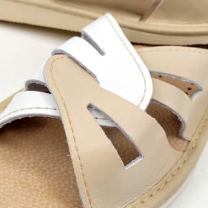 Papuci de Casa din Piele Comozi Model 'Glaucia' Creamy