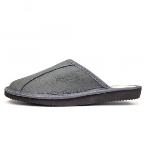 O pereche de papuci de casă din piele gri, model Luxury Woman Dark Grey, cu perforații delicate și talpă groasă.