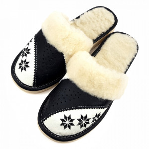 Papuci de Casa Dama Imblaniti cu Lana de Oaie Model 'Spirit of Winter' Black