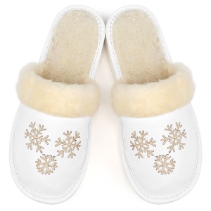 Papuci de Casă Damă Îmblăniți cu Lână Model 'Fluffy Snowflakes' | Eleganță și Căldură