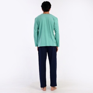 Pijama Bumbac 100% pentru Bărbați, Vienetta | MAN Model 'Dream City' - Prezentare pijama vedere din spate.