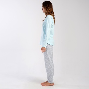 Pijama Dama din Bumbac Vienetta Model 'Heartbeats in Nature' | Confort Natural. Prezentare din lateral.