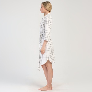 Rochie Tip Halat cu Nasturi, Guler, Buzunare si Cordon Vienetta Model 'Yvonne' | Rafinament și Versatilitate