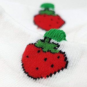 Sosete Glezna Dama cu Fructe, Set 2 Perechi Model 'Pure White' Strawberries Culoare Alb