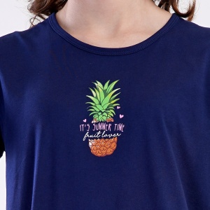 Pijama Damă din Bumbac 100% Vienetta, Model 'Summer Time Fruit Love' - Prezentare imprimeu bluza.