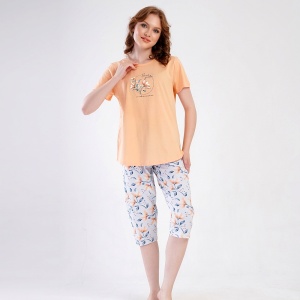 Women's Pajamas with Three Quarter Pants Vienetta 'Flower Garden' | Comfort Peach Floral