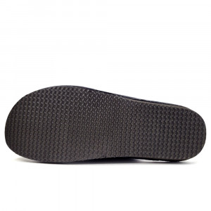 O pereche de papuci de casă din piele gri, model Luxury Woman Dark Grey, cu perforații delicate și talpă groasă.