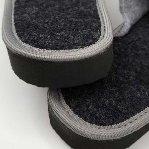 Papuci de casă Nature's Embrace Black - Interior călduros și confortabil