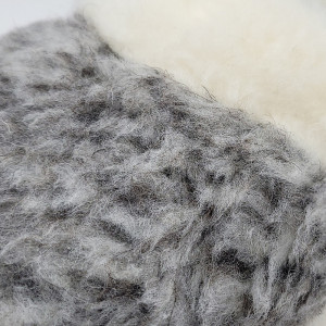 Papuci de Casa din Lana de Oaie Culoare Marmorat Model 'Zamolxis' Gray
