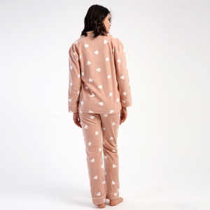 Pijama cu Nasturi din Flanel (Polar) Vienetta, Model 'Lover Girl' - Prezentare pijama vedere din spate.