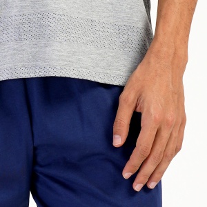 Pijamale Barbati cu Pantalon Scurt Vienetta|MAN Model 'Dublin'. Prezentare pijama detaliu pantalon.