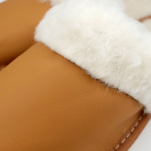 Papuci de Casa Dama Imblaniti cu Lana de Oaie Model 'Joy Season' Brown Light