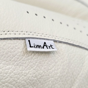 Papuci de Casa din Piele cu Talpa Groasa Îmblăniți cu Lână Model 'Luxury Woman' White - Prezentare logo brand Lim Art.