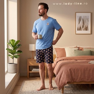 Momente de relaxare autentică cu setul de pijama Vienetta, alegerea ideală pentru un stil de viață activ și acasă.
