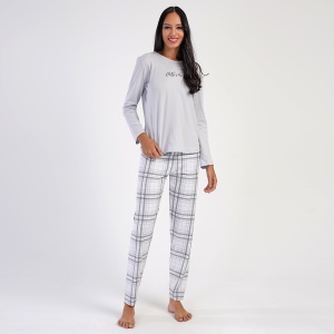 Pijama Dama din Bumbac Vienetta Model 'Hug Me' | Bucurie și Picanterii. Prezentare din față.