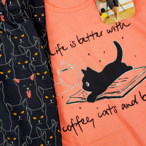 Pijamale Dama Marimi Mari Vienetta Model 'Life is Better with Coffee & Cats' Pink