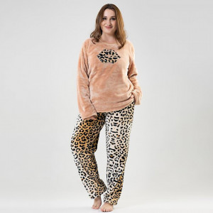 Plus Size Women's Suit Welsoft Vienetta Soft & Pure Model 'Wild Love'