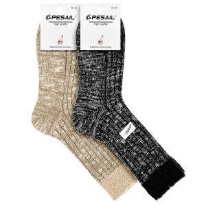 Calitatea Pesail confirmată prin eticheta originală, semnul distinctiv al luxului.