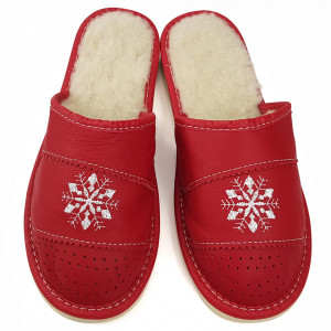Women's Sheepskin Slippers Model 'Winter Joy'