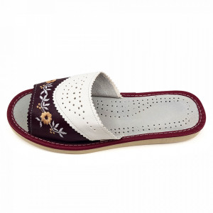 Papuci de Casa Dama Material Piele Culoare Visiniu/Alb Model 'Enkanta Beauty'