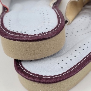 Papuci de Casă din Piele Comozi Model 'Glaucia' White/Burgundy | Confort și Eleganță