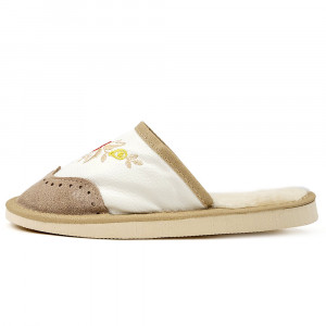 Papuci de Casa din Piele Intoarsa Imblaniti cu Lana Model 'London Brogue' Bisque