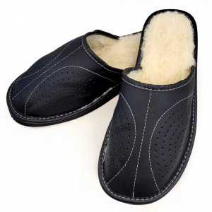 Papuci de Casa din Piele Imblaniti cu Lana Culoare Negru Model 'Deep Black'