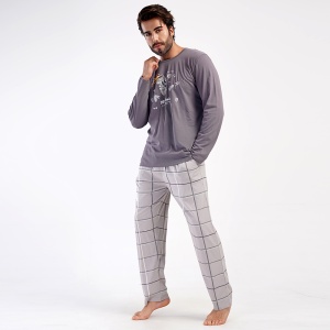 Pijama Barbati Vienetta|MAN, Model 'Here for the Beer' | Relaxare si Bucurie. Prezentare din față.