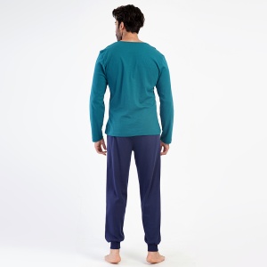 Pijamale Bărbați din Bumbac Vienetta | MAN Model 'Minimalist Lookn'. Prezentare pijama din spate.