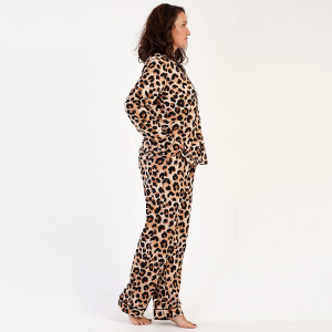 Pijamale Dama cu Nasturi Marimi Mari din Bumbac 100% Vienetta, Model 'Wild Feline'