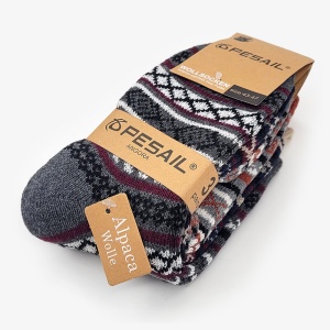 Gata de oferit cadou: setul Heritage Wool, ambalat elegant pentru a fi pregătit de livrare.