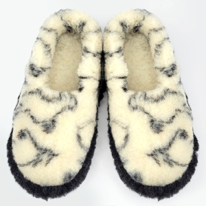 Sheep Wool Slippers Model 'Zamolxis Roots' Complete | Warm, Comfortable and Natural