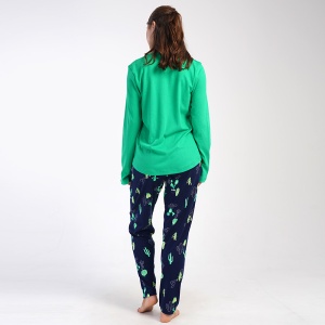 Pijama Dama din Bumbac Interlock Vienetta, Model 'Arizona Dream' | Căldură și Stil. Prezentare din spate.