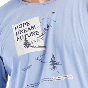 Pijamale Bărbați din Bumbac 100% Vienetta | MAN Model 'Hope Dream Future' Blue. Prezentare pijama detaliu imprimeu bluză.