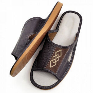 Papuci de Casa Barbati Sezon Vara Material Piele Culoare Maro Model 'Brown Diamond'