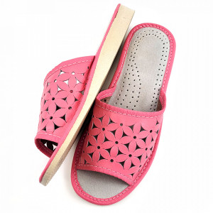 Papuci de Casa Dama Material Piele Culoare Rosu Model 'Flower Patrol' Pink