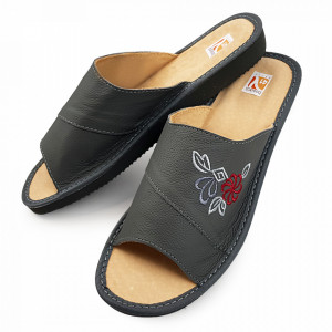 Papuci de Casa Vara din Piele cu Talpa Groasa Culoare Gri Model 'Sundarata'