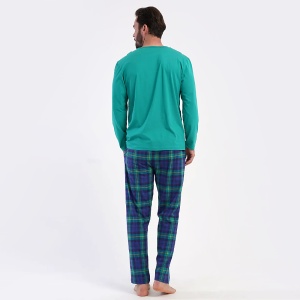 Pijama Bumbac 100% pentru Bărbați, Vienetta | MAN Model 'Alpha Prime' - Prezentare pijama vedere din spate.