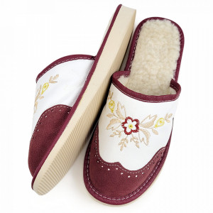 Papuci de Casa din Piele Intoarsa Imblaniti cu Lana Model 'London Brogue' Red Plump