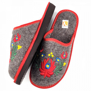 Papuci de Casa Dama din Postav, Model 'Mandale Florale' Culoare Gri Maroniu