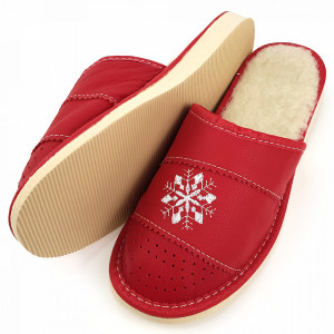 Papuci de Casa Dama Imblaniti cu Lana de Oaie Model 'Winter Joy'