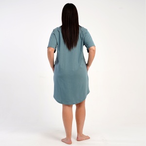 Croială specială Plus Size care oferă libertate totală de mișcare și un somn odihnitor.
